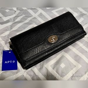 Apt. 9 Wallet